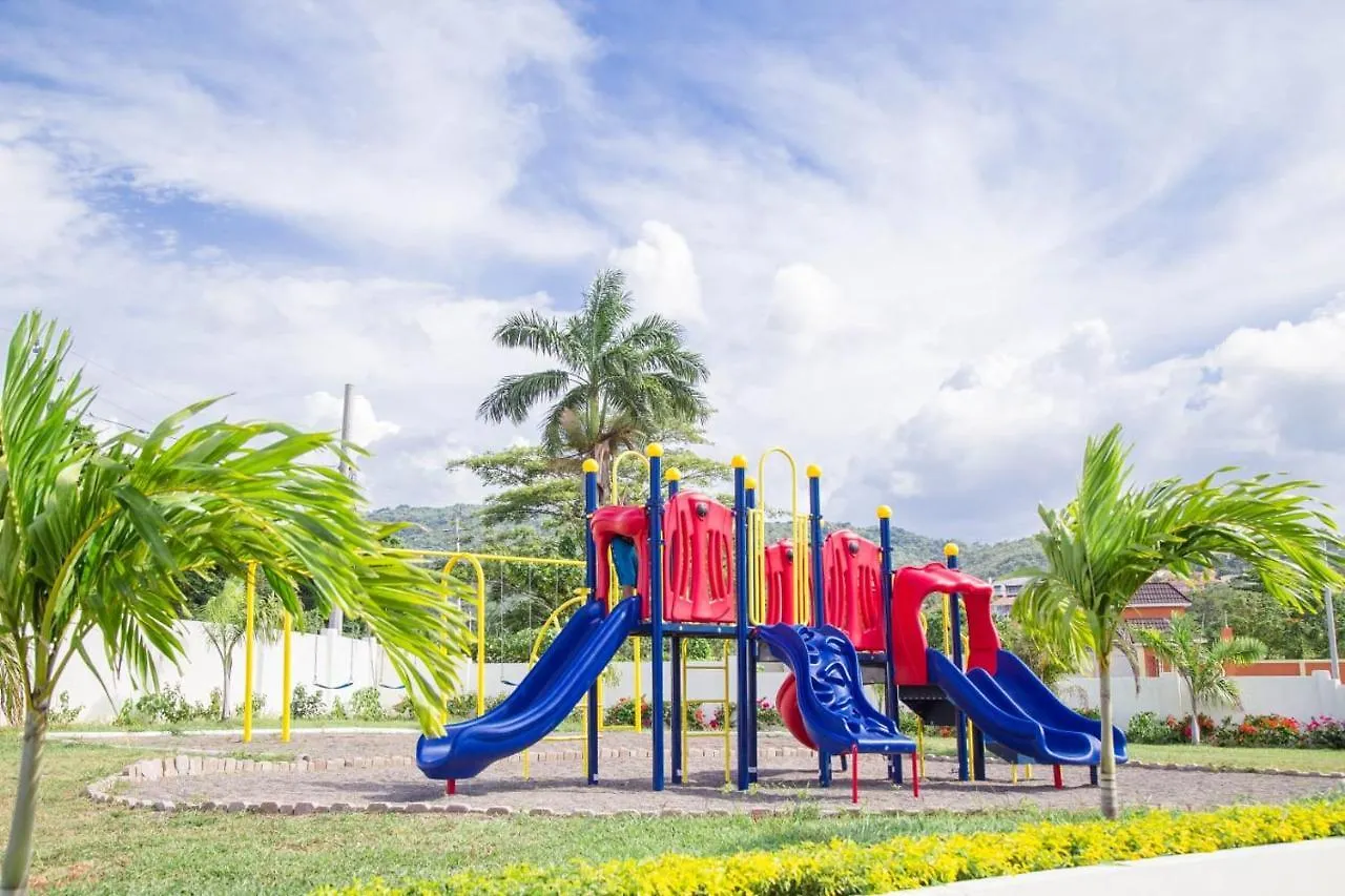 Sweet Holiday Haven Ocho Rios 0*,  Jamaica
