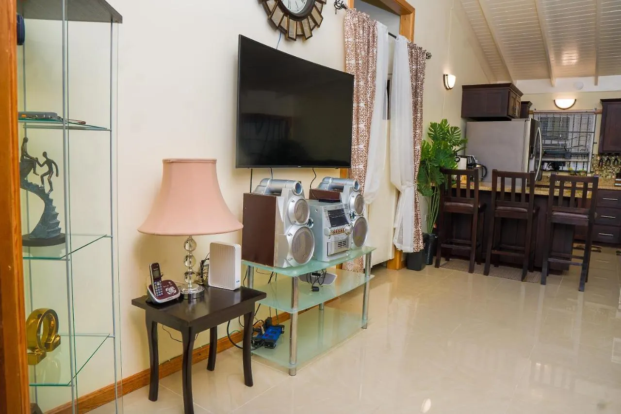 Sweet Holiday Haven Ocho Rios 0*,